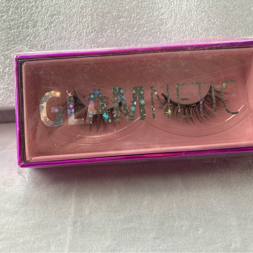 Glamnetic NEW.  VENUS magnetic eyelashes